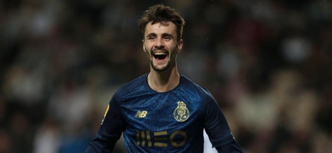 Arsenal to buy Porto leader!