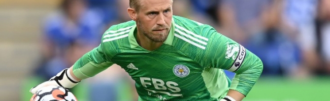 Leicester lose legendary goalkeeper!